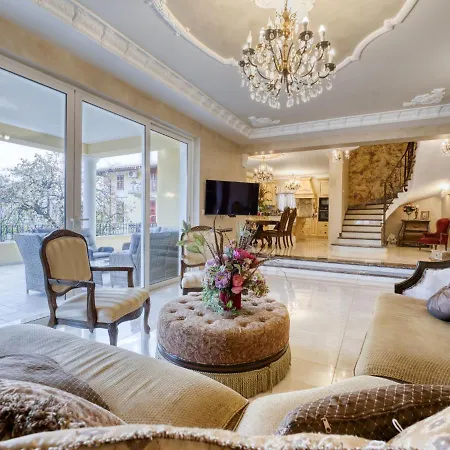 Palazzo By Interhome * Lovran